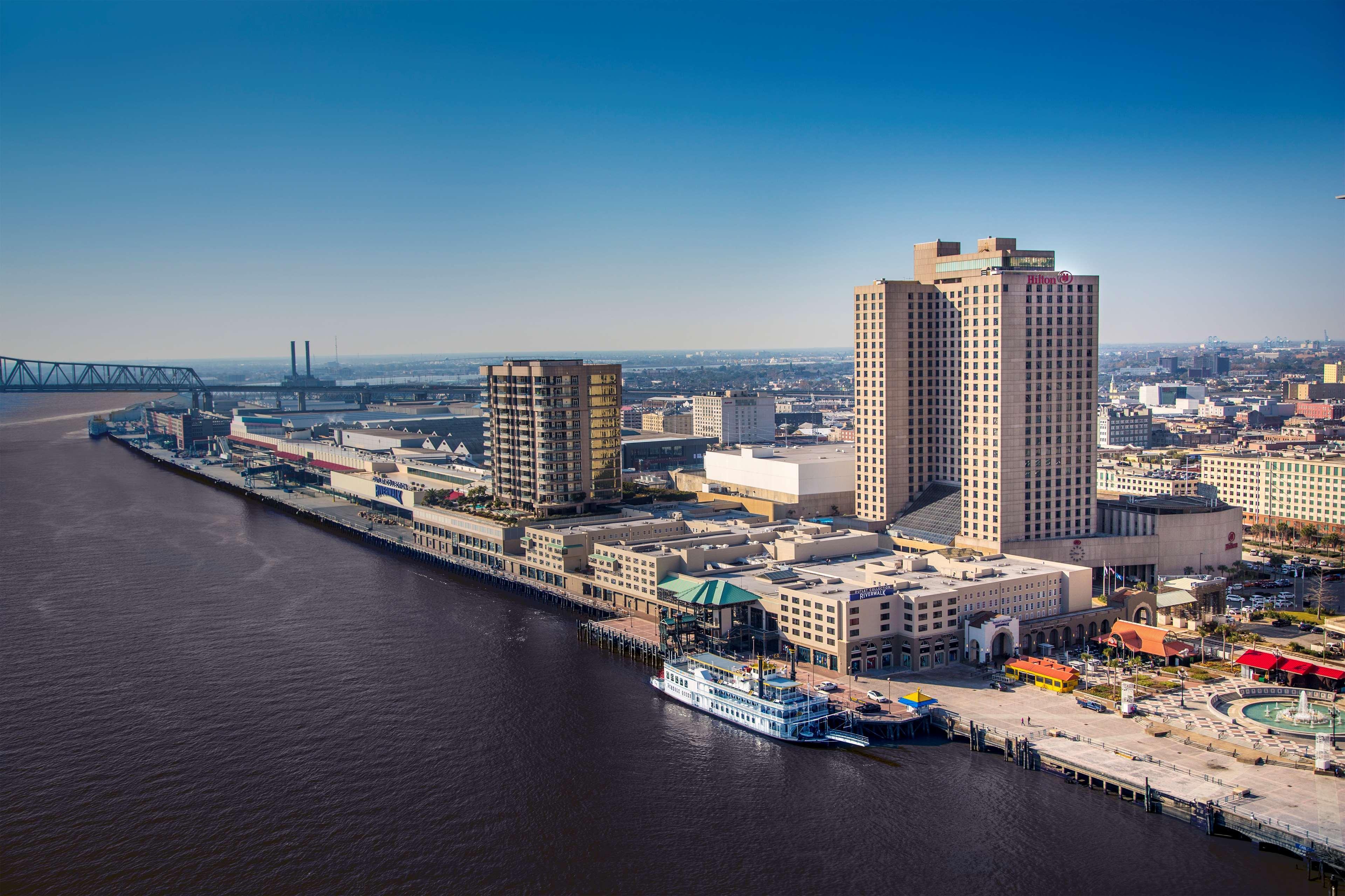 Hilton New Orleans Riverside Exterior photo
